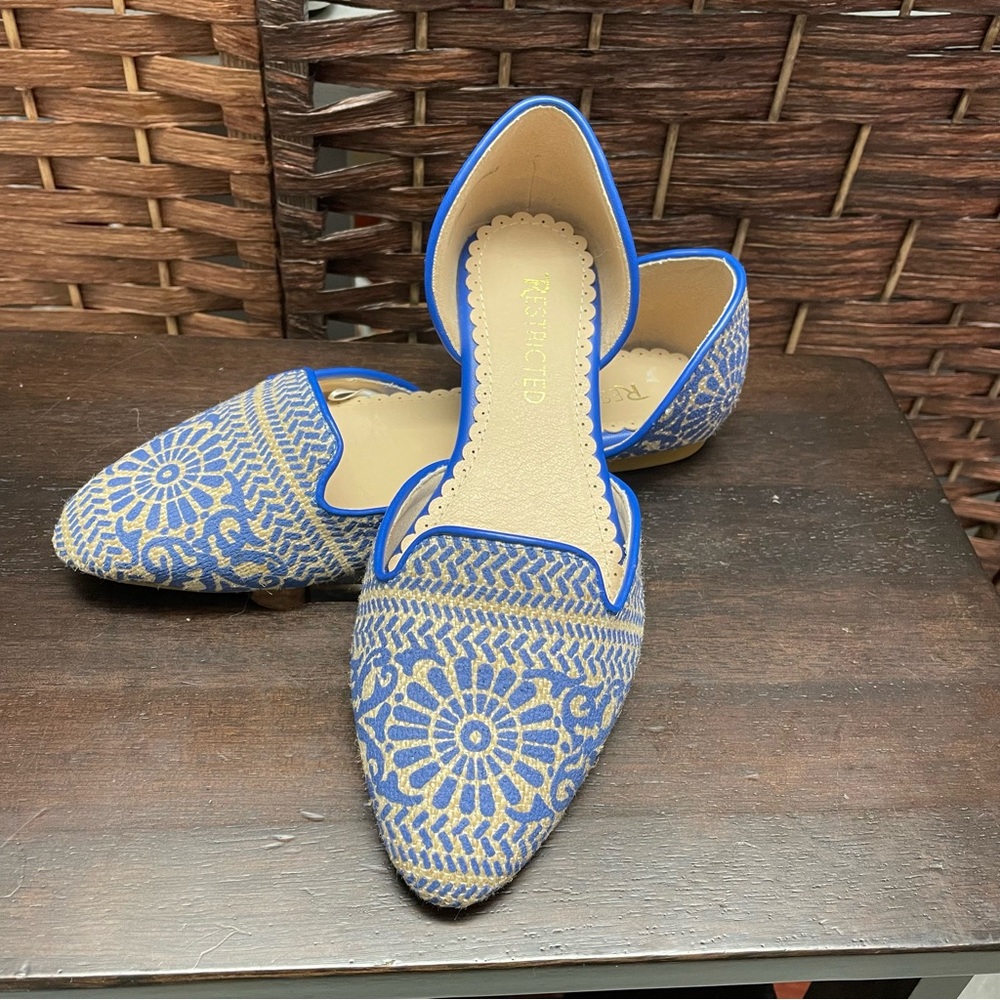 Restricted Blue and Tan Flats